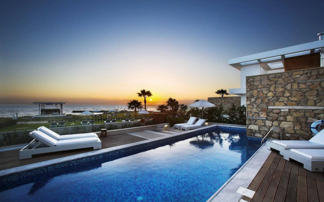 Paradise Cove Beach Villas