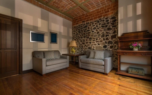 CASA SAUTO Cozy Luxury Suite in Historic Building