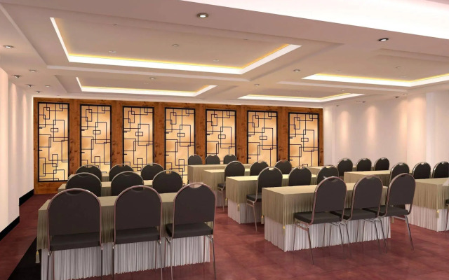 Jusenny Hotel