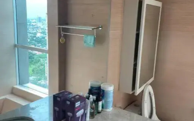 City Penthouse with Jakarta Skyline