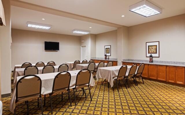 Candlewood Suites Deer Park TX by IHG