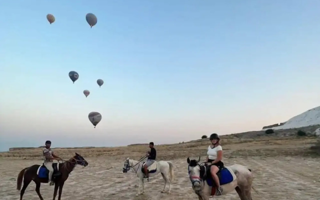 Artemis Yörük Otel Old Town Pamukkale