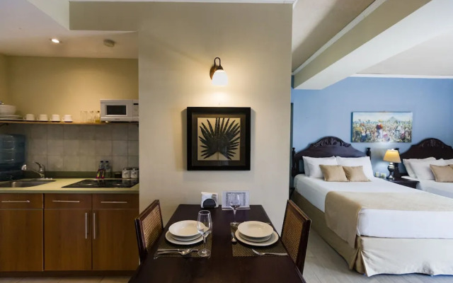 Los Altos Apartments & Studios