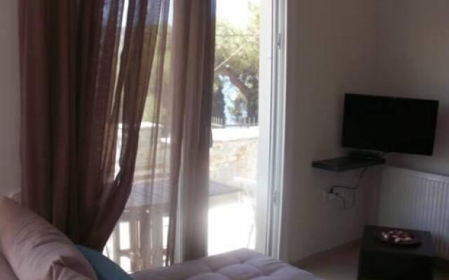 Afroessa Studios & Apartments