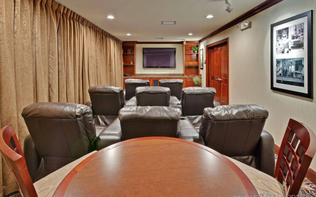 Staybridge Suites Indianapolis-Carmel by IHG