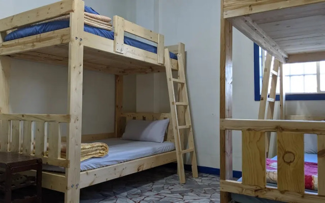 The Lodge for Cyclists - Hostel