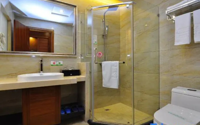 Yunmei Hot Spring Hotel (Caiyun North Road, Guandu District, Kunming) – Bathroom – Kunming