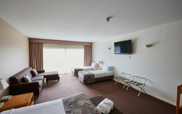 Mornington Hotel