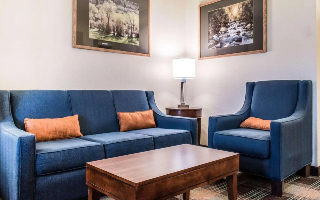 Wingate by Wyndham - Sheridan