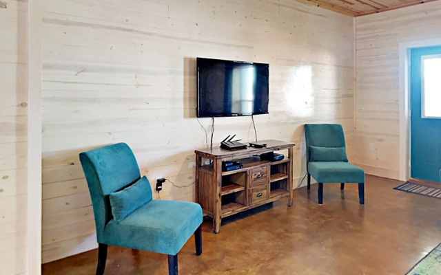 802 The Commons