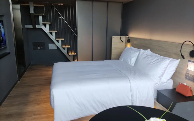 Jiangmen Opus Hotel