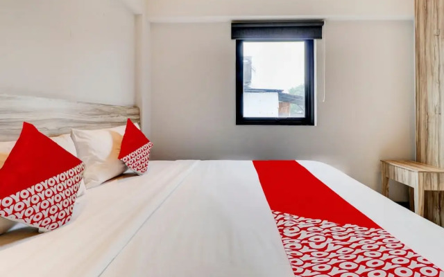 OYO 94728 Isleep Ciwalk