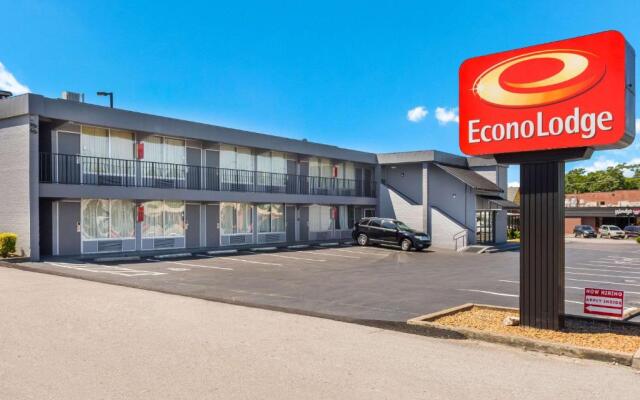 Econo Lodge Gallatin