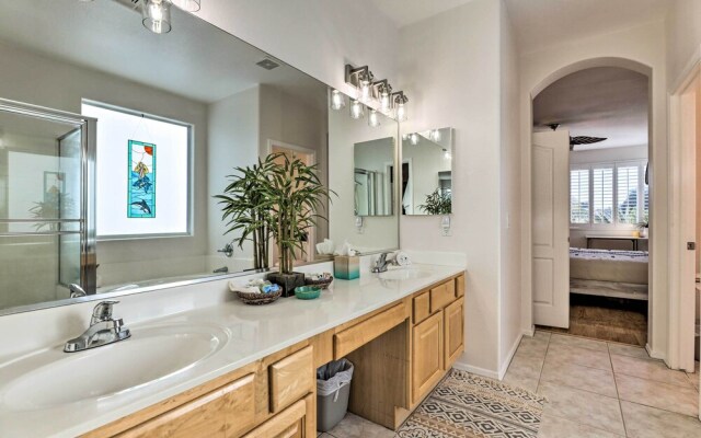 Heated Pool, Gas Grill & Yard: Phoenix Retreat!