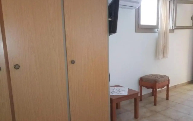 Γκαρσονιέρα επιπλωμένη Studio