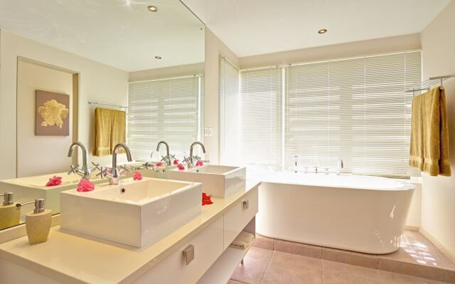 Cape Point Seafront Suites & Penthouse with LOV