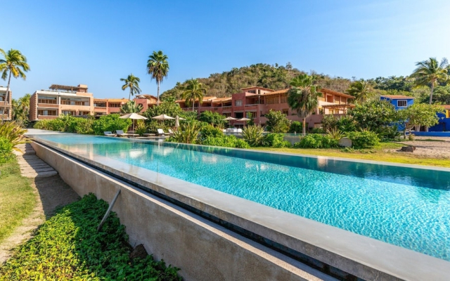 Condo 223 El Careyes Club & Residences