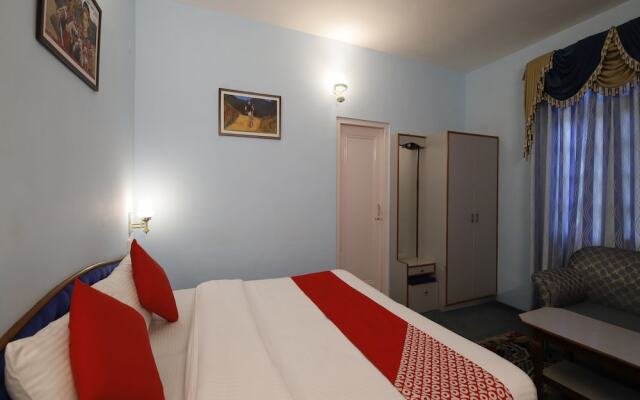 OYO 14534 Hotel Oakwood