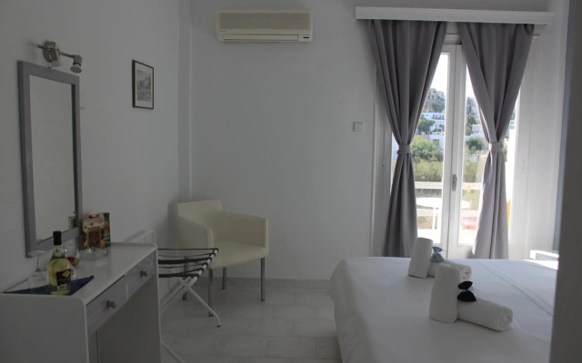 Syros Holidays
