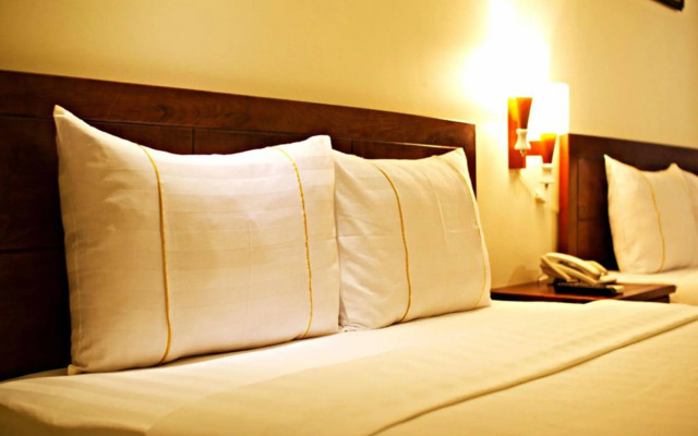 Dinh Phat Hotel