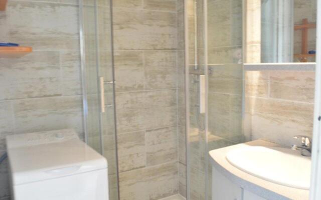 Appartement Le Grau-du-Roi, 2 pièces, 6 personnes - FR-1-250-105