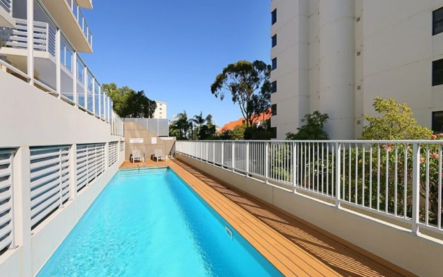 Stunning 2 Storey Apartment in Perth's CBD