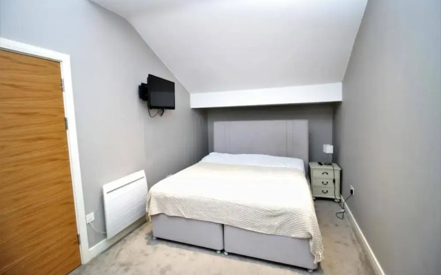 Sheffield City Retreat - Modern Apartment