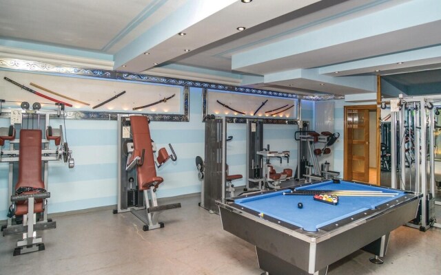 Stunning Home in Makarska with Hot Tub, Sauna & 9 Bedrooms