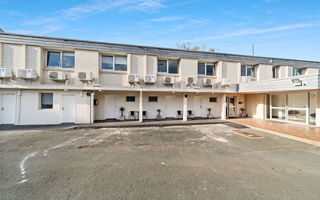 Carlton Suites — 2-star hotel in Goulburn