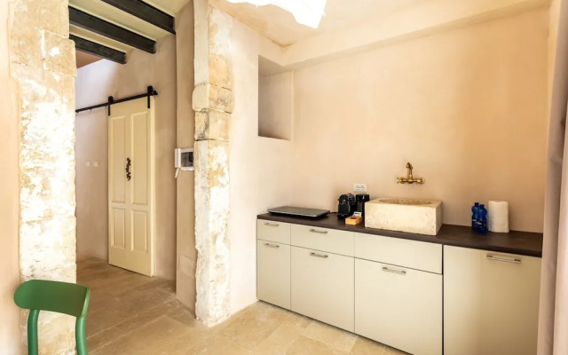 Charming Nest With Terrace