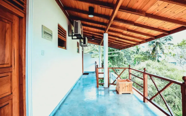 OYO 388 Surf Sea Breeze