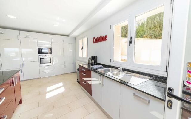 Villa Garau / Heura 8