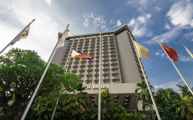 Century Park Hotel