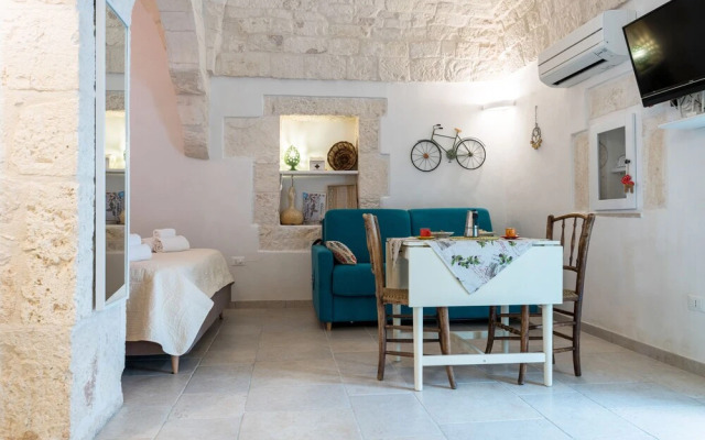 Nice and White Studio by Wonderful Italy