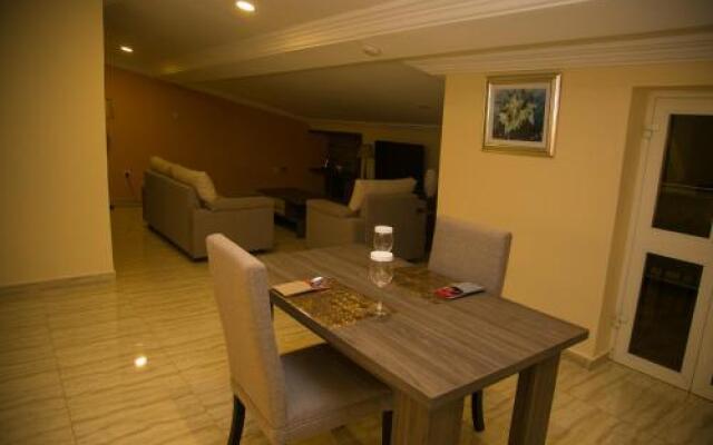 Consort Luxury Suites