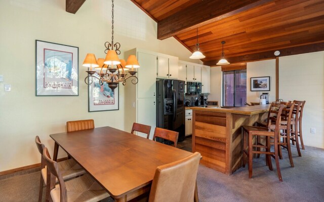 Archie's Bungalow by Tahoe Mountain Properties