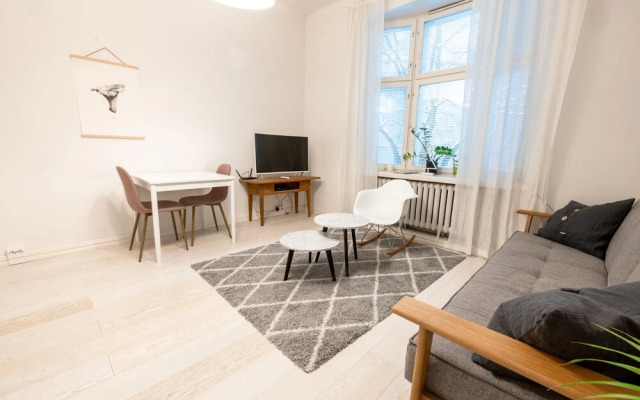 2ndhomes Modern 1BR Scandinavian Home