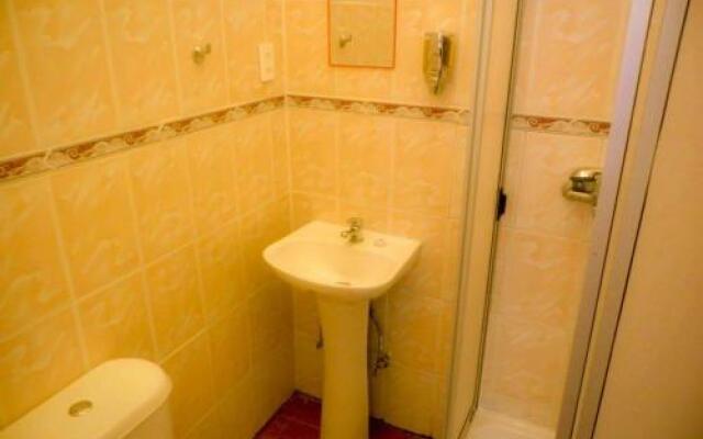 Hostal Retro House