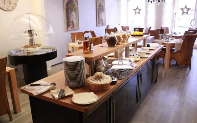 Hotel Am Schloss Broich