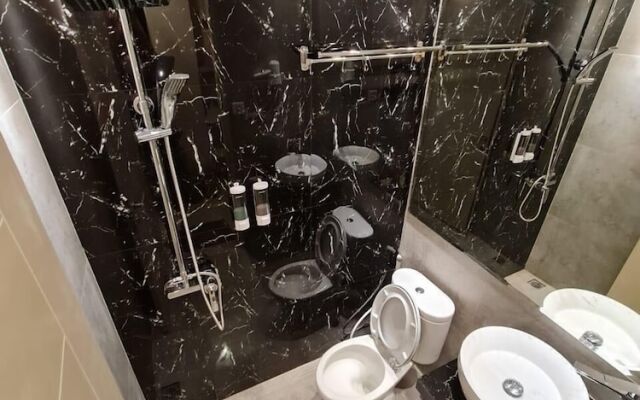 Cosmy Benson Apartment at Pakuwon Mall