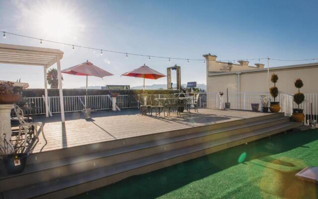 Melrose Hostel