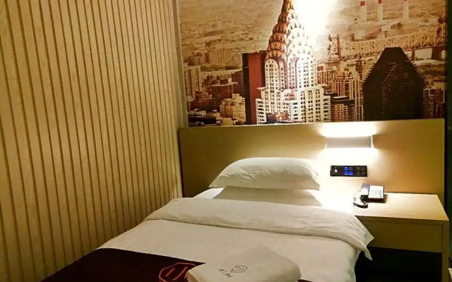 Into Hotel
