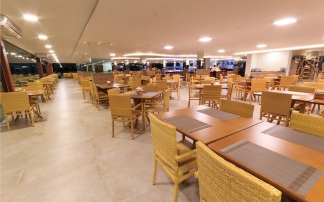 Hotel Praia Dourada