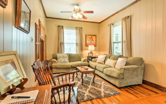 Charming Craftsman Home in Downtown Bartlesville!