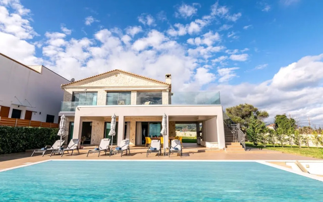 MaDiZé Beach House on the Sea