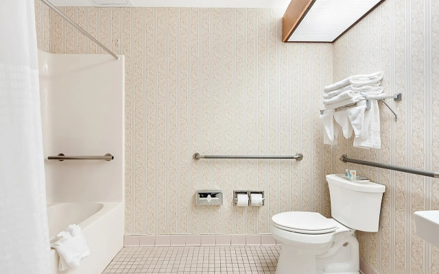 Comfort Suites New Orleans East