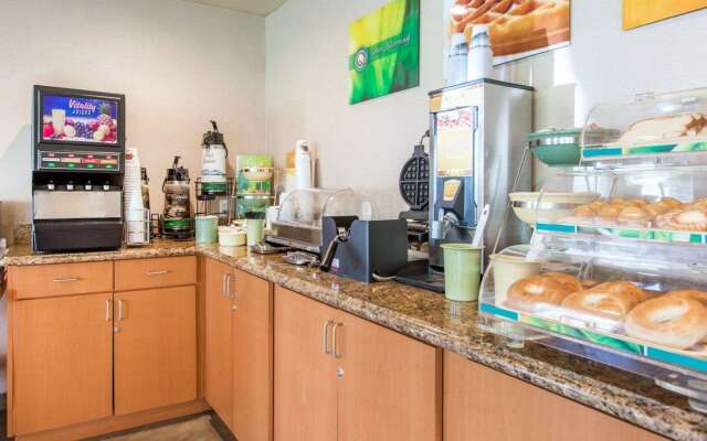 Quality Inn San Bernardino - Loma Linda