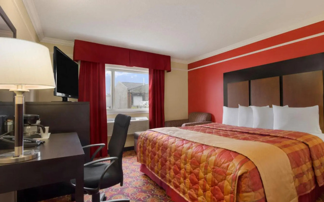 Travelodge by Wyndham Meadow Lake