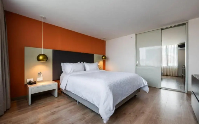 Holiday Inn Express & Suites Medellin