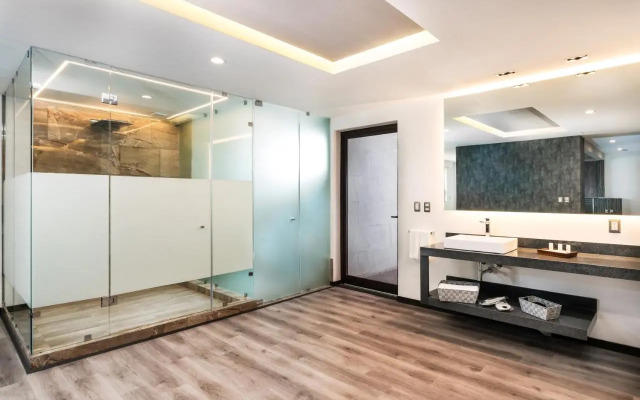 Kaia Suites